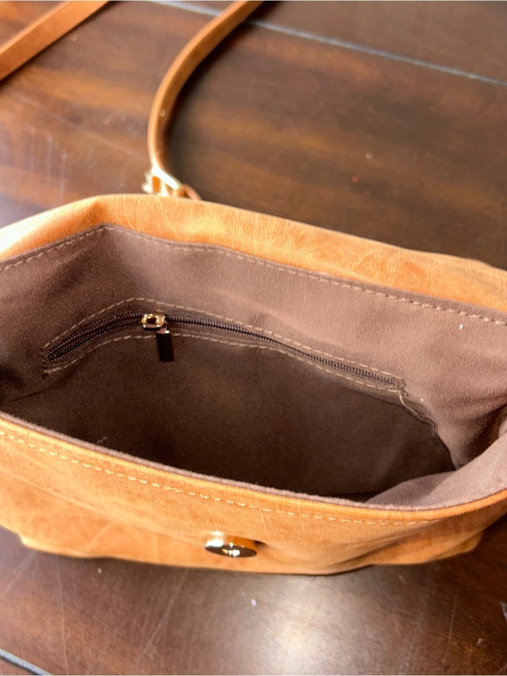 Tan Crossbody Shoulder Bag - Unbranded - Picture 3 of 4